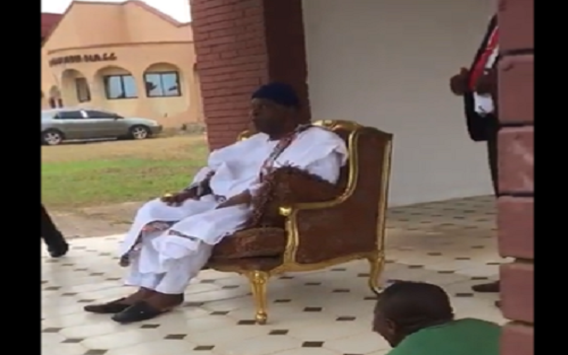 JUST IN: Ghandi Olaoye assumes office as new Soun of Ogbomoso